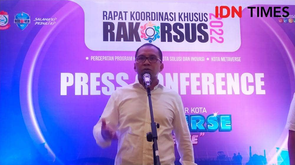 Wali Kota Makassar Moh Ramdhan Pomanto saat konferensi pers terkait metaverse di Hotel Four Points Makassar, Selasa (15/3/2022). IDN Times/Asrhawi Muin