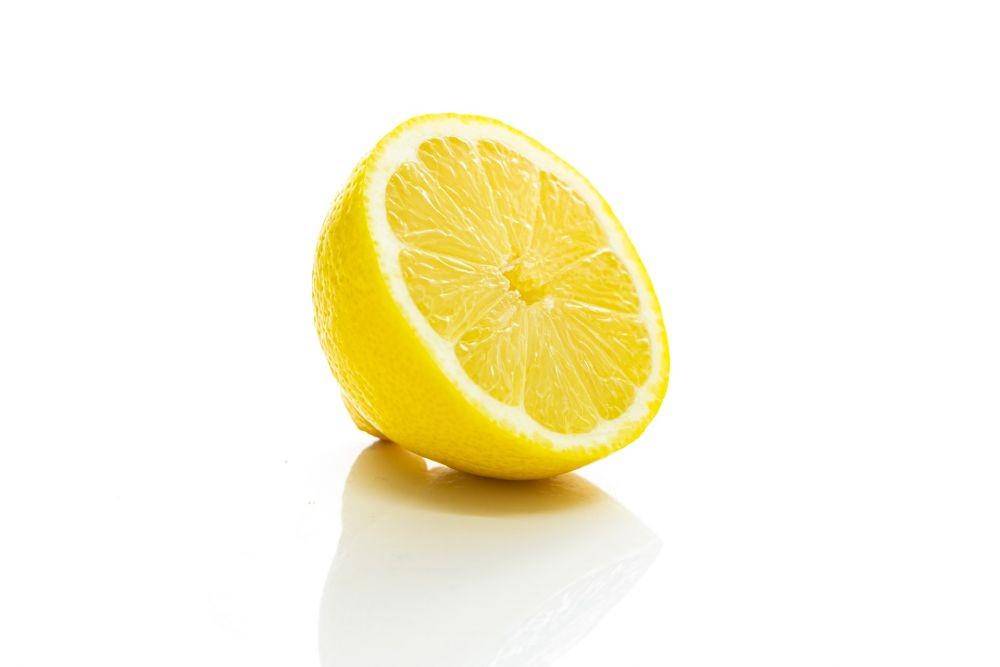 Lemon (unsplash.com/Moritz Nie)