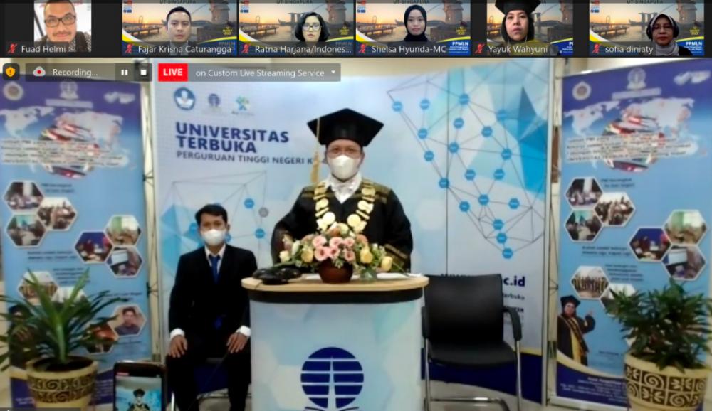 33 PMI di Singapura Raih Gelar Sarjana di Universitas Terbuka