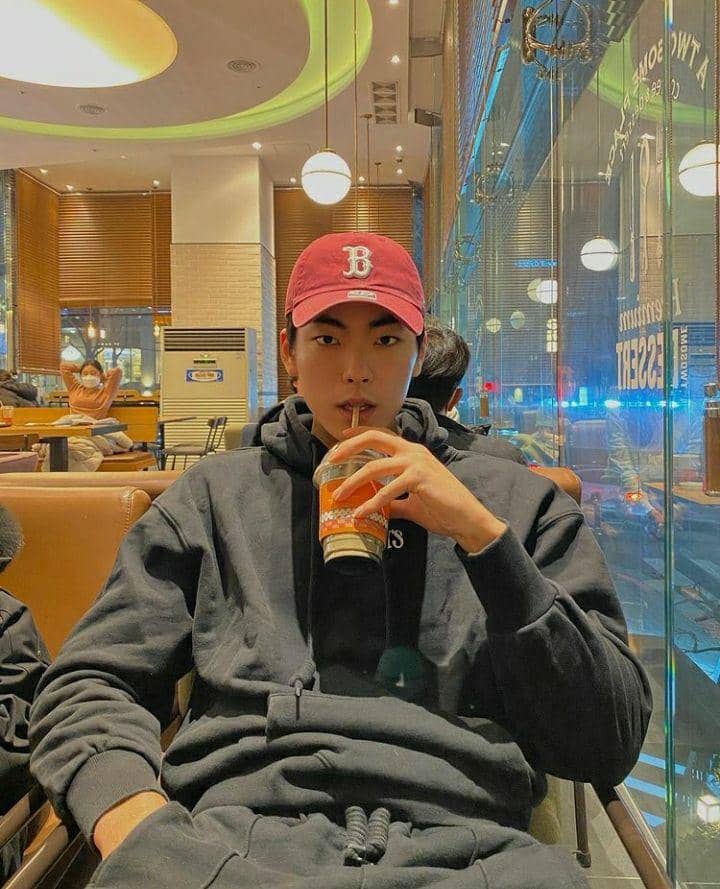 potret Kim Su Gyeom (instagram.com/su_gyeom_)