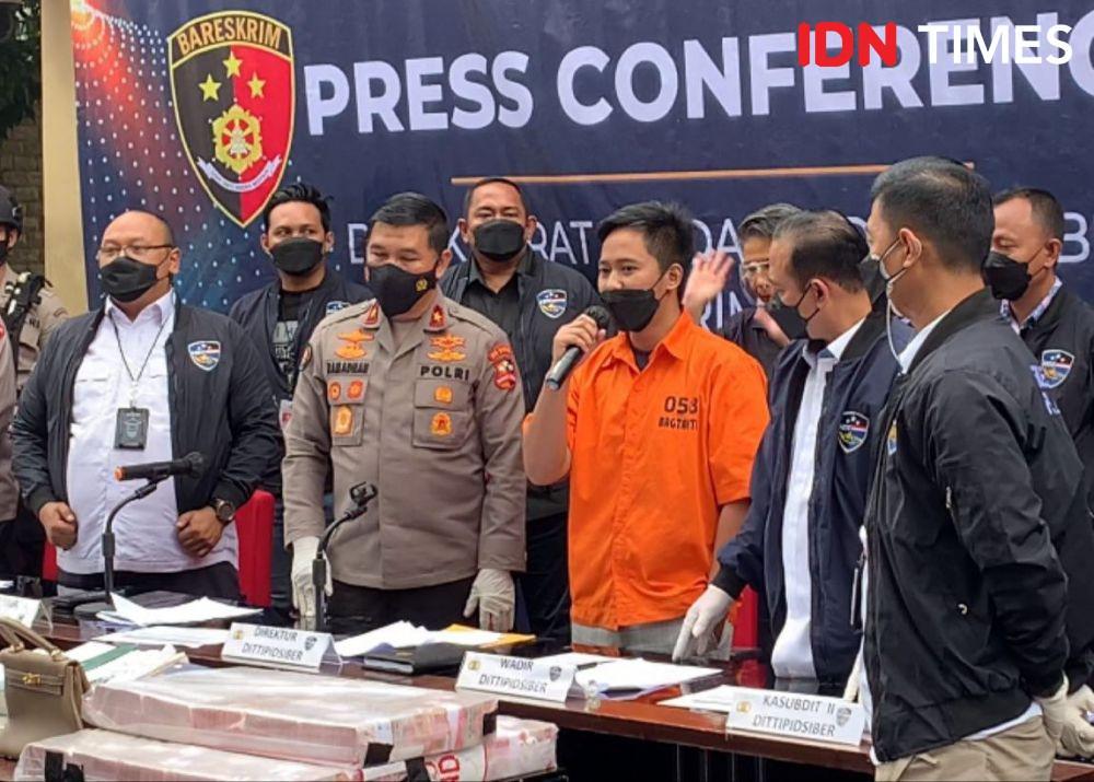 Berkas Lengkap, Bareskrim Serahkan Doni Salmanan ke Kejari Bandung