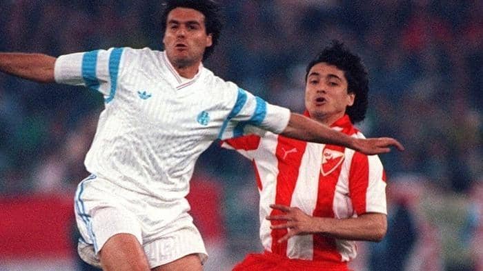 Red Star Belgrade melawan Marseille di final Liga Champions 1990/1991. (uefa.com)