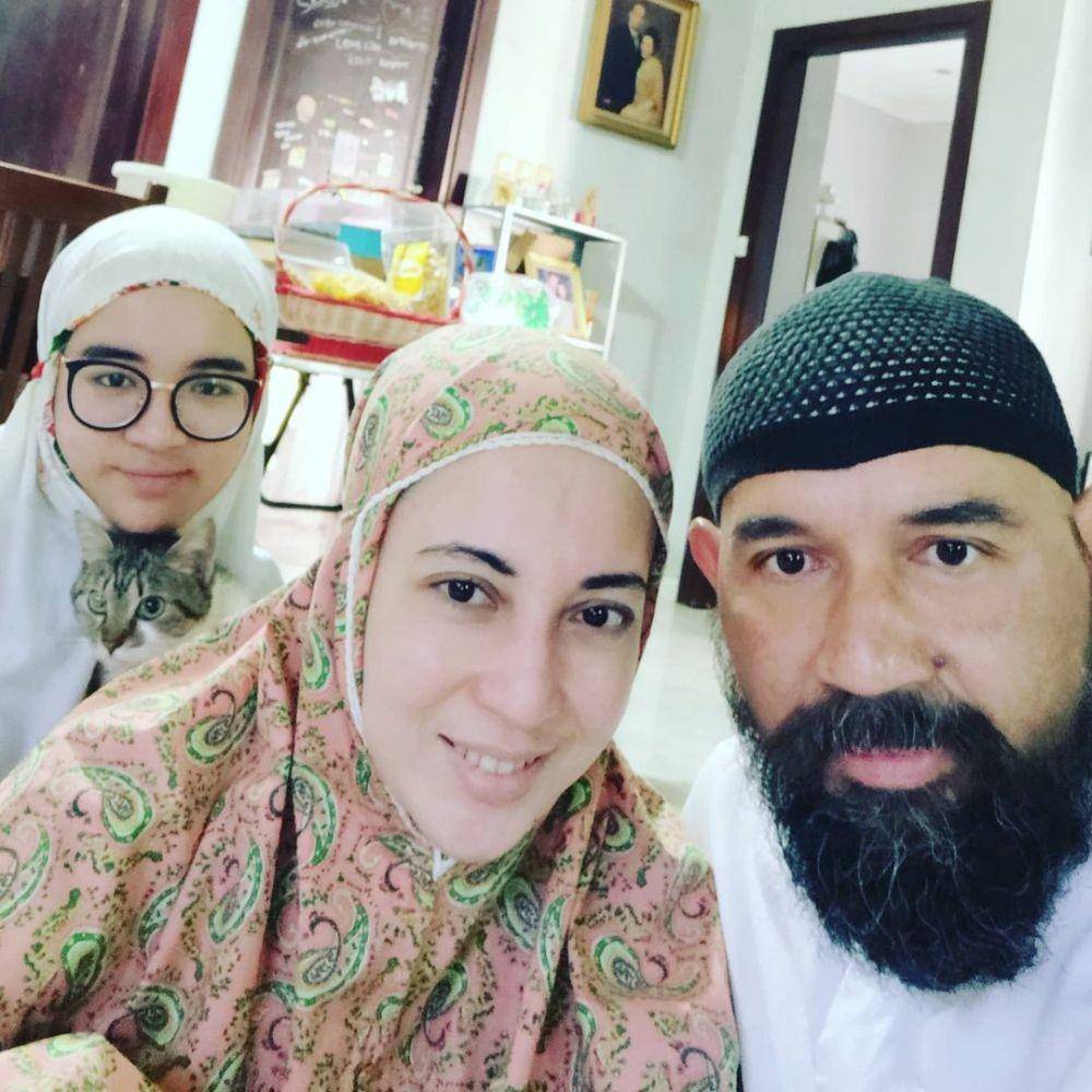 potret Devi Permatasari dan suaminya (instagram.com/devips)