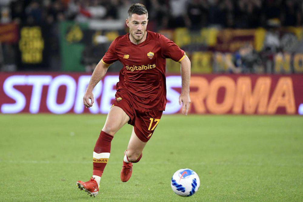 Jordan Veretout bersama AS Roma (thelaziali.com)