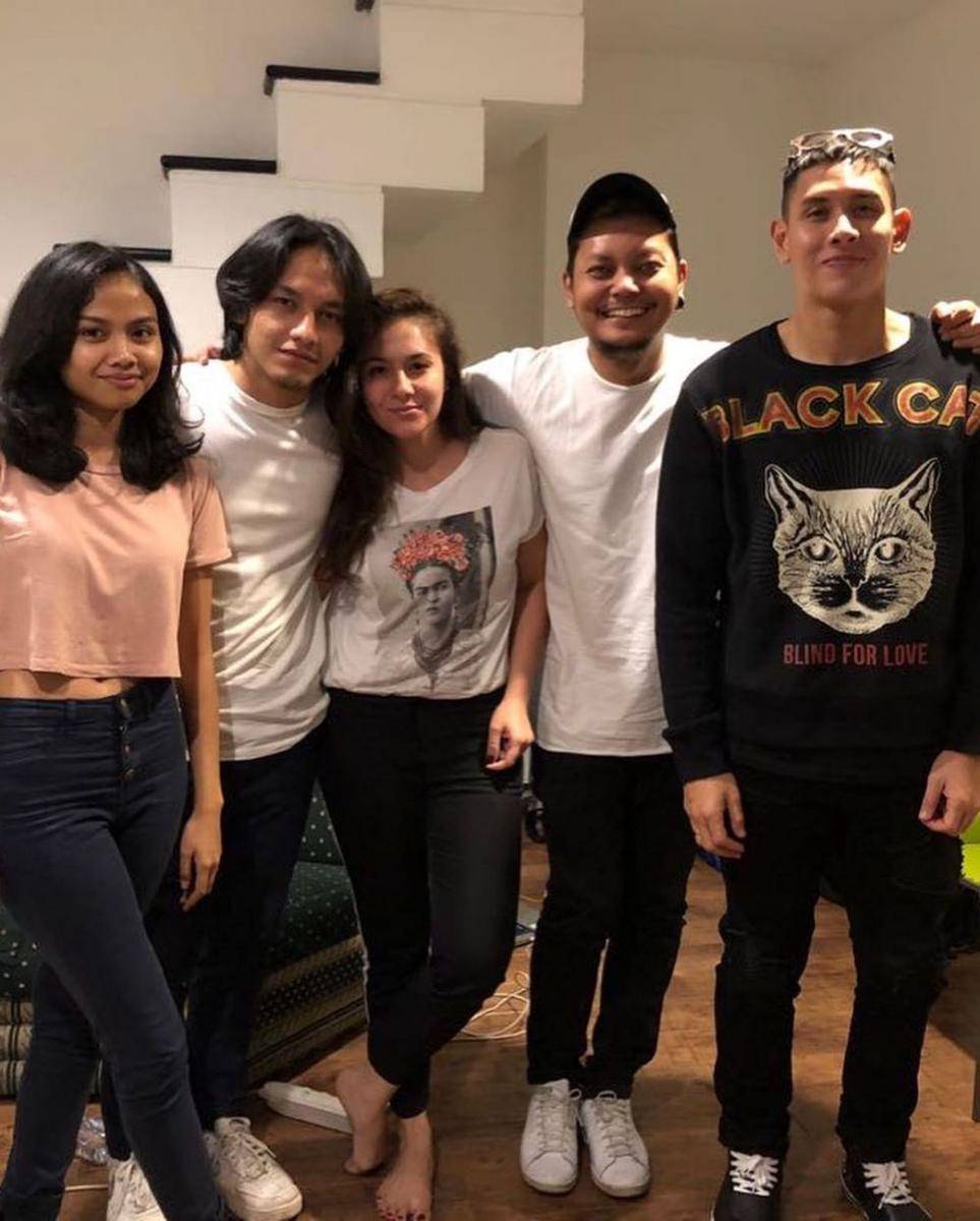 Cast film Jakarta vs Everybody. (instagram.com/jakartavseverybody.film)