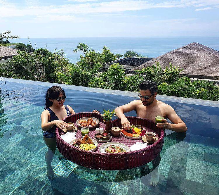 chef Marinka dan suami (instagram.com/rinrinmarinka)