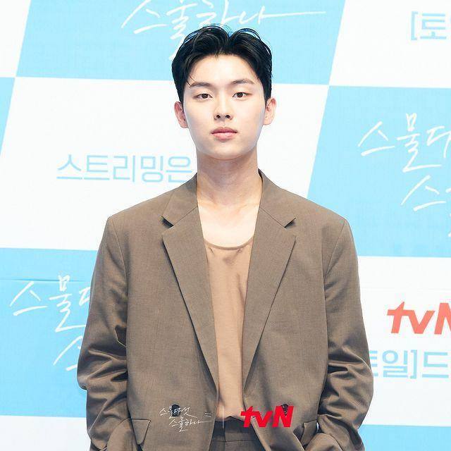 Choi Hyun Wook (instagram.com/tvn_drama)
