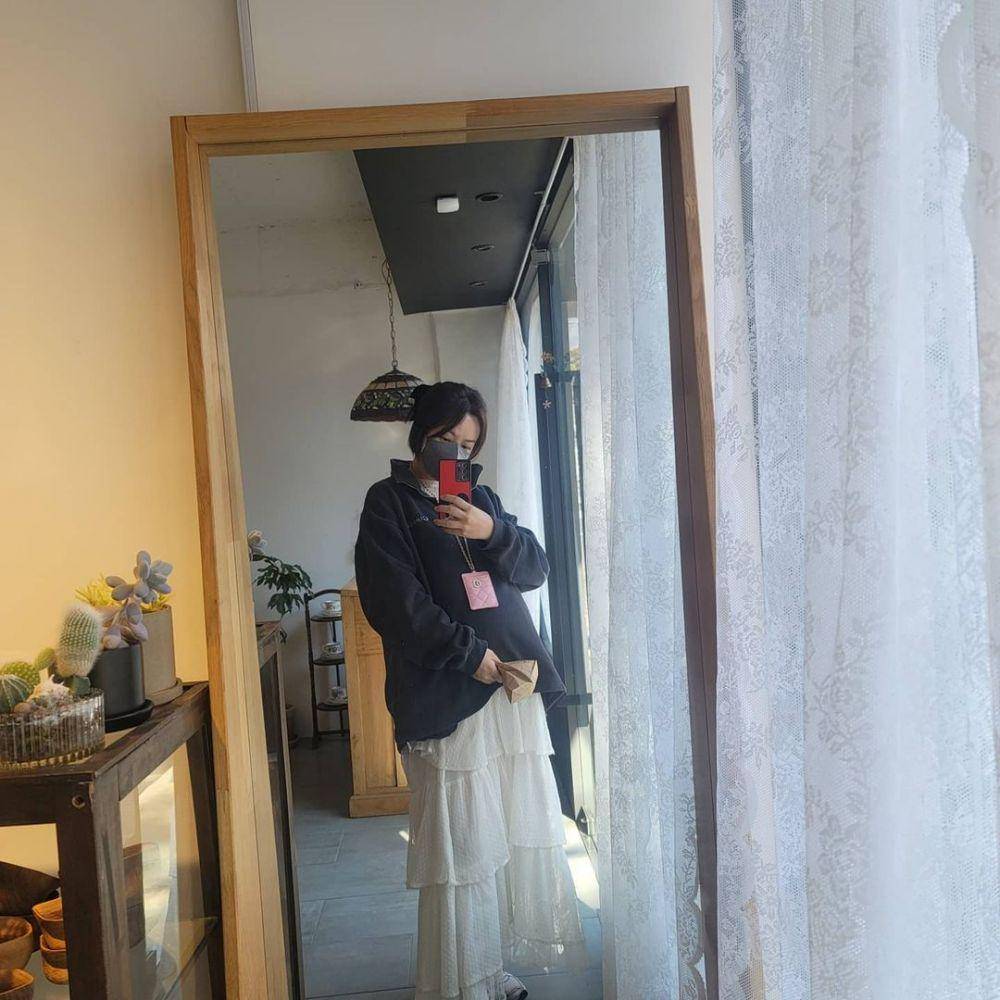 potret kehamilan kedua Hwang Jung Eum (instagram.com/jungeum84)