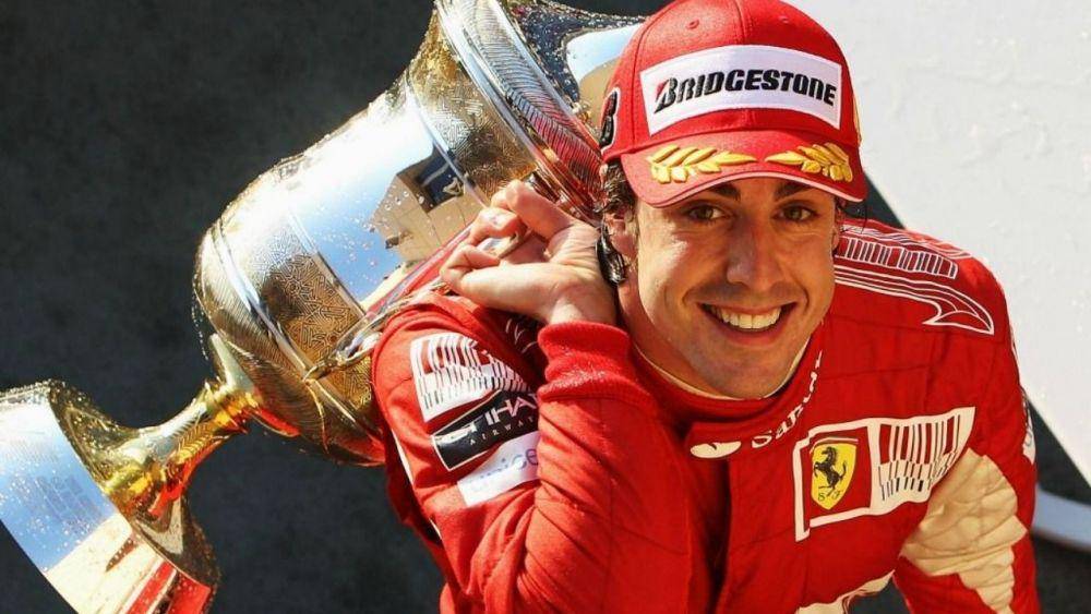 Fernando Alonso (thesportsrush.com)