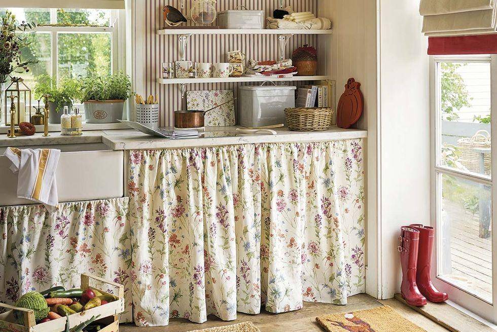 Dekorasi tanaman di rumah shabby chic. (micasarevista.com)