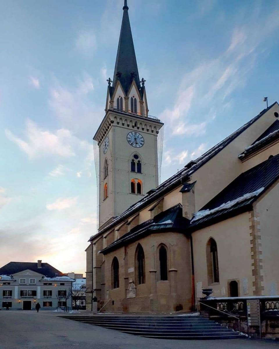Parish Church of St. Jakob (instagram.com/veronicaminati)