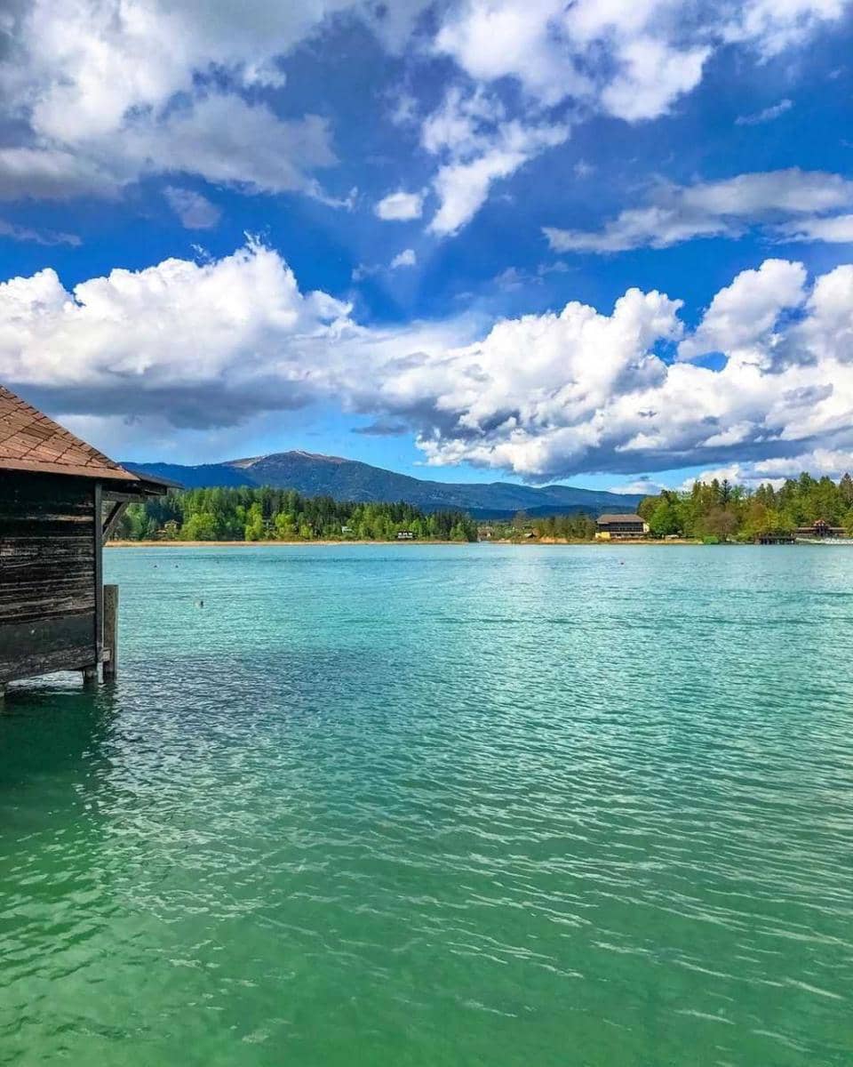 Lake Faak (instagram.com/earthpeek)