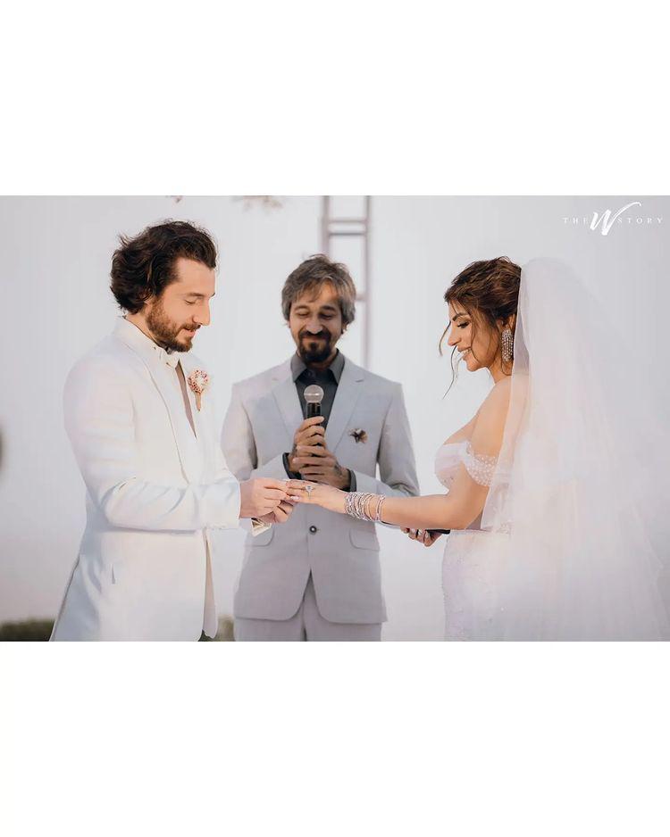 9 Potret Nikah Artis Bollywood Shama Sikander, Digelar di Goa
