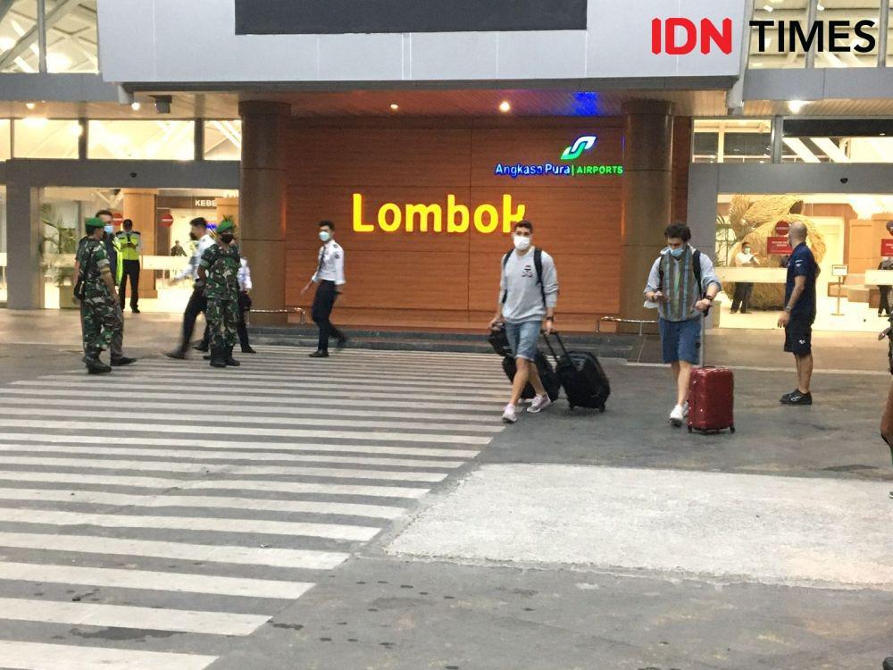 Tiba di Lombok, Alex Rins Kesulitan Ucap Terima Kasih