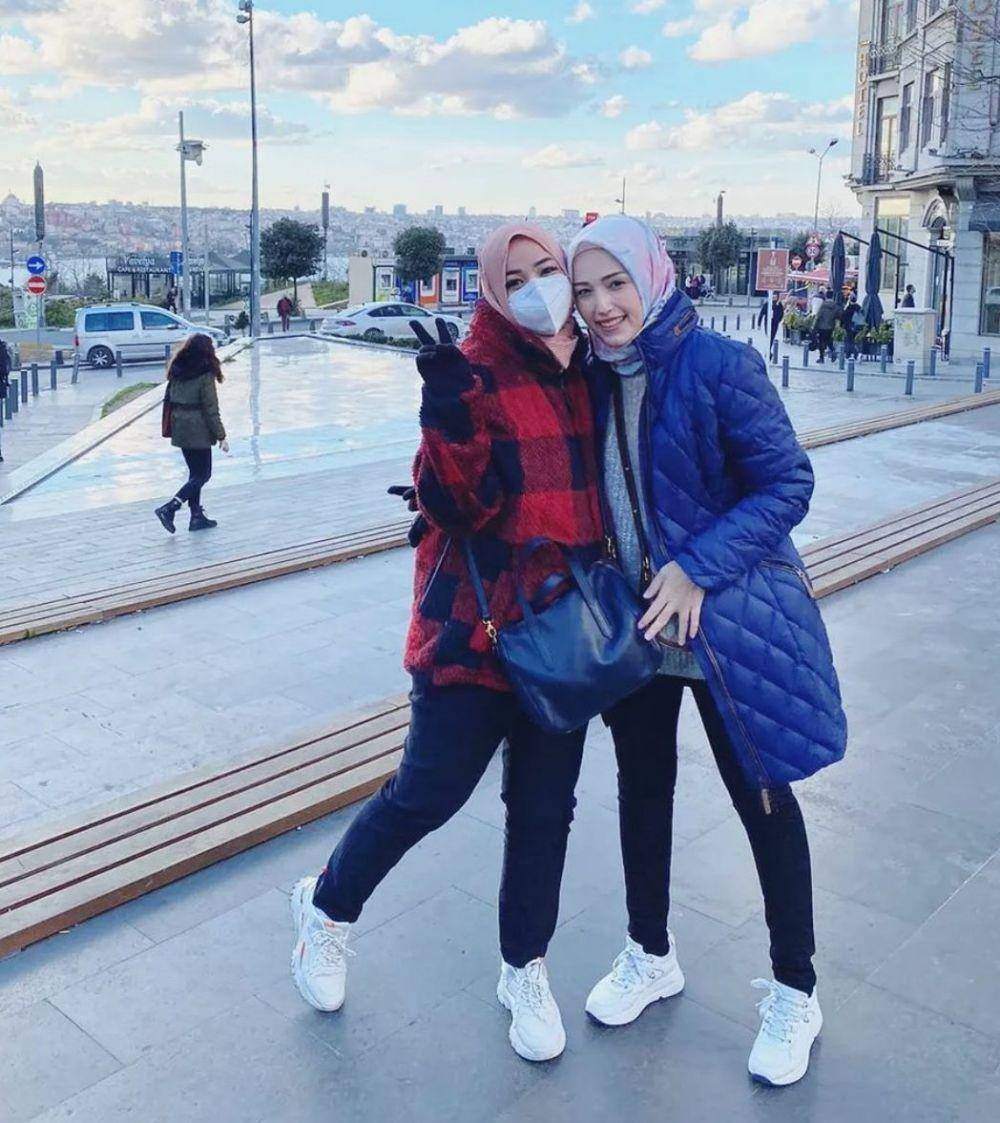 Adelia Pasha dan Putri Anne Said (instagram.com/adeliapasha|instagram.com/anneputrisaid)