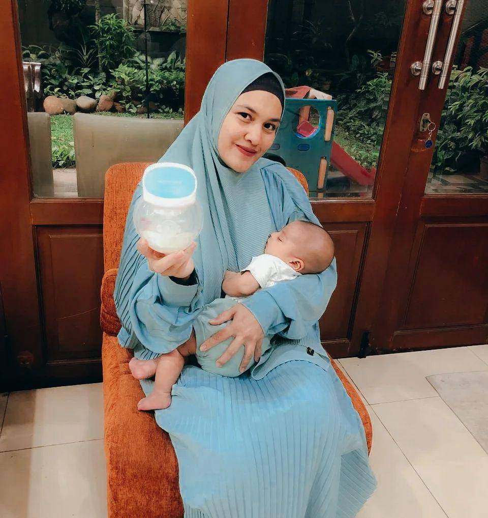 Ratu Anandita dan Tan Omar Rawhilah (instagram.com/ratu_anandita)