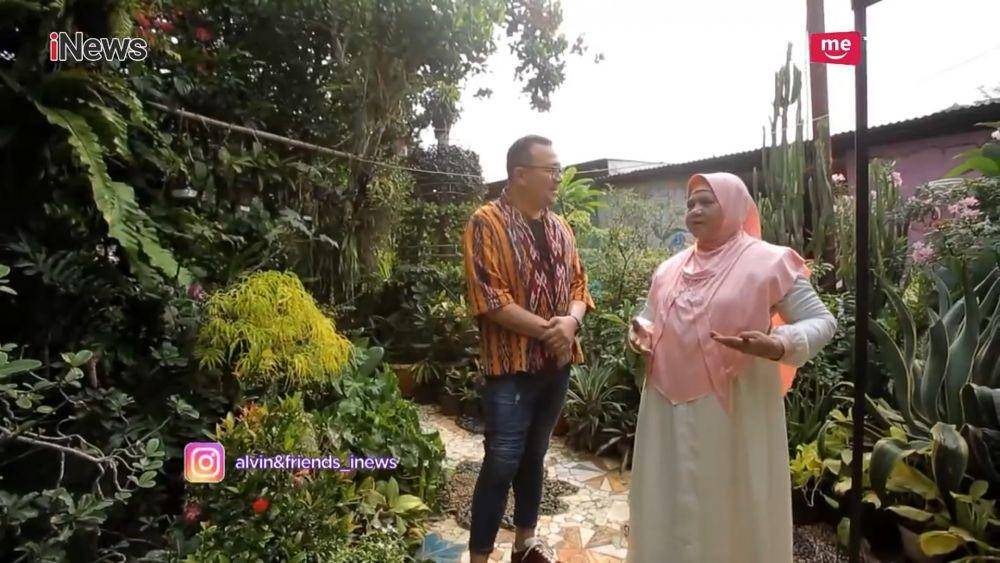 potret rumah Mamah Dedeh (youtube/ iNews Prime Show)