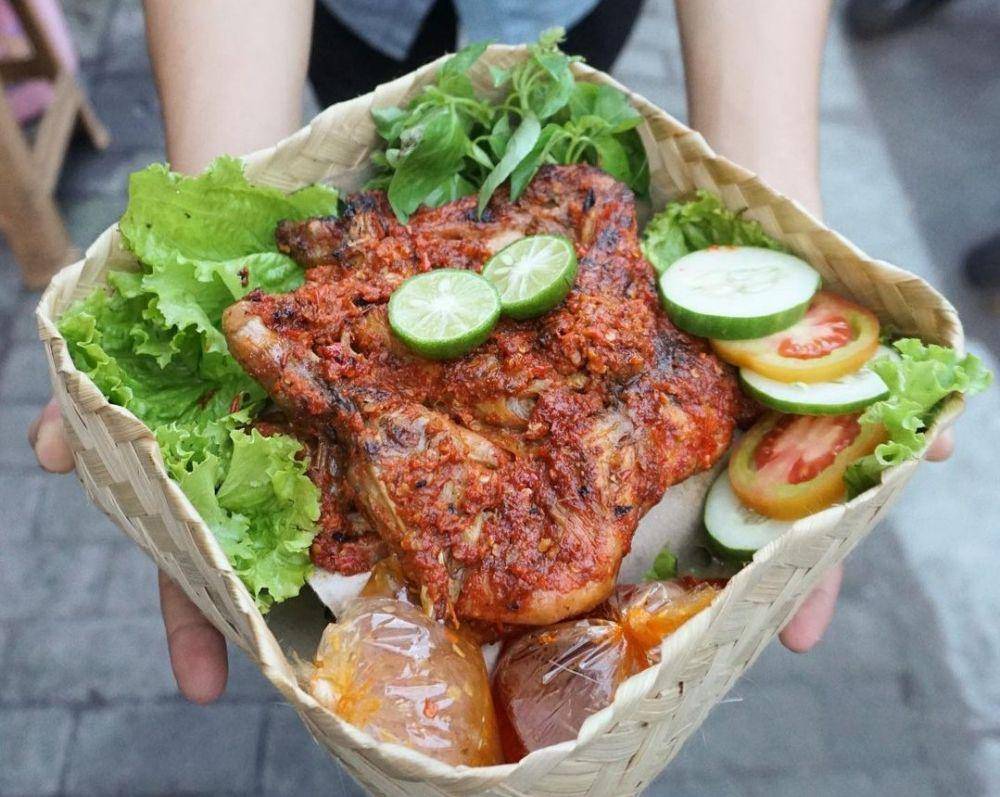 ayam taliwang (instagram.com/taliwangpapin)