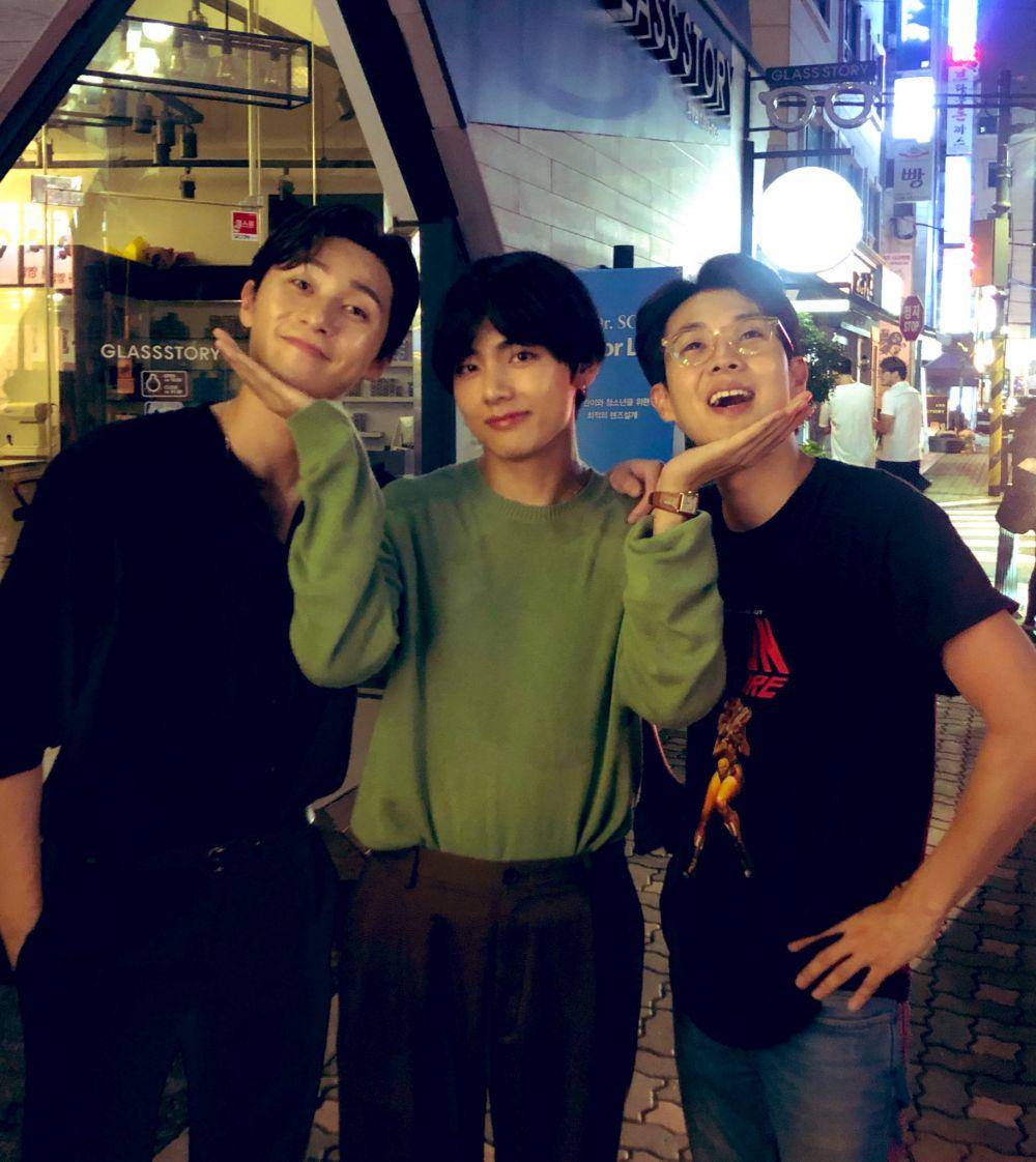 Park Seo Joon, V BTS, Choi Woo Shik (twitter.com/BTS_twt)