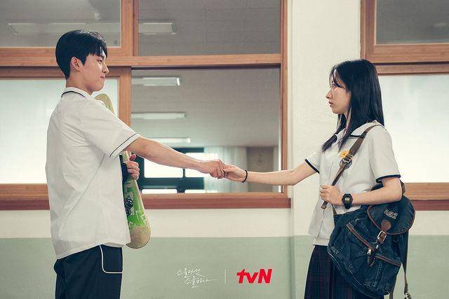 cuplikan penampilan Choi Hyun Wook dan Bona dalam drama Twenty Five Twenty One (dok. tvN/Twenty Five Twenty One)