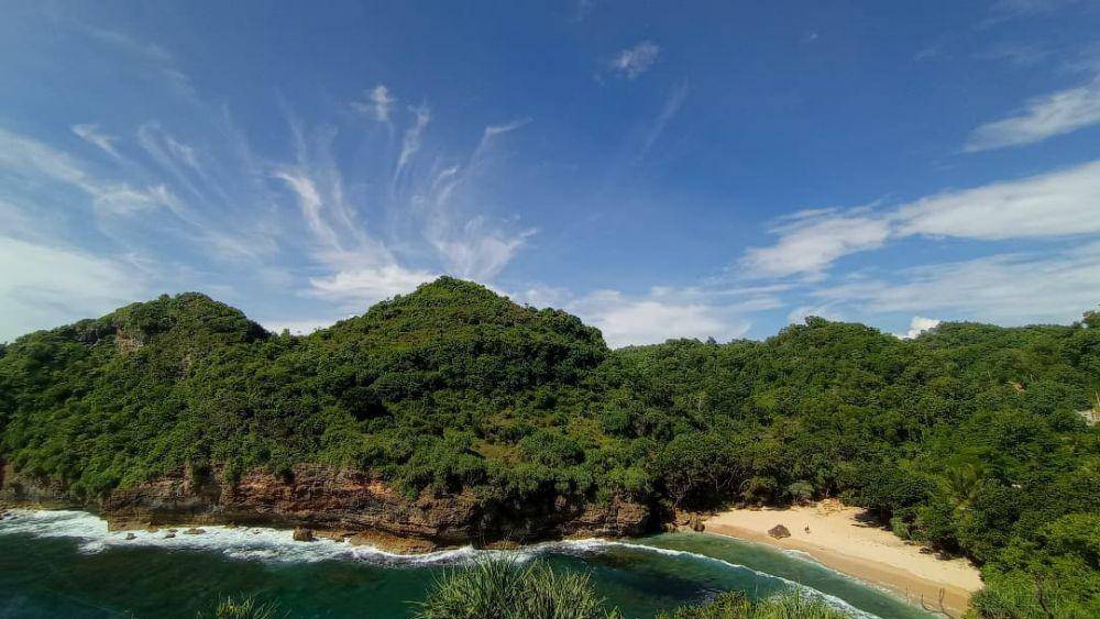 Pantai Ngetun, Yogyakarta (instagram.com/alinioradicha2)