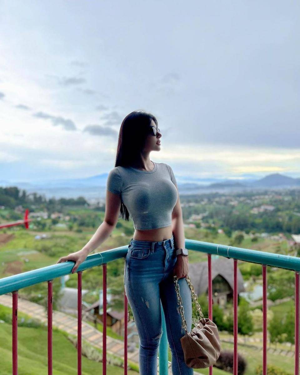 potret Maria Vania (instagram.com/maria_vaniaa)