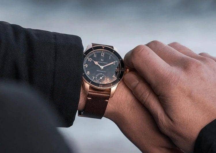 Ilustrasi aviation watch (timemachineplus.com)