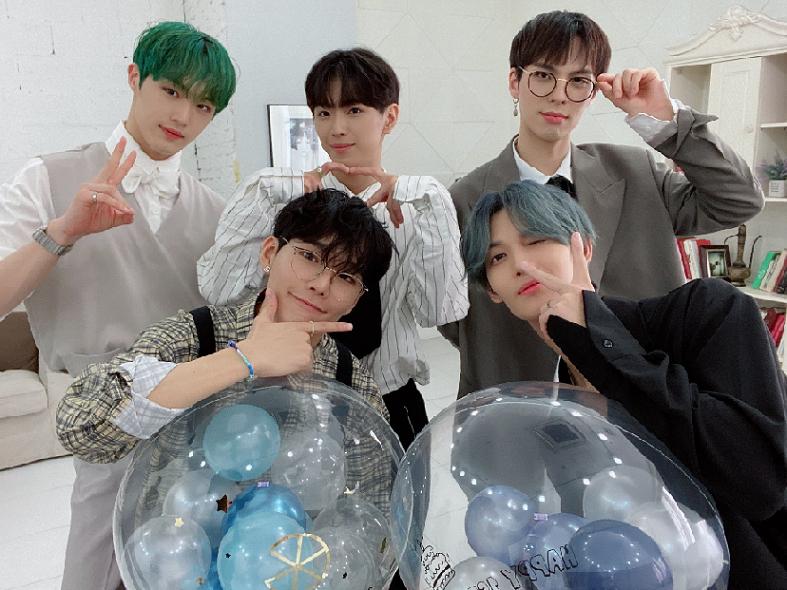 7 Fakta Rebel, Konser Perdana CIX yang Digelar dari Seoul hingga AS