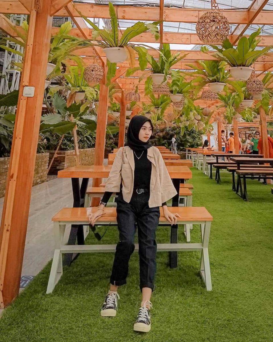 taman bunga celosia (instagram.com/viravts_)