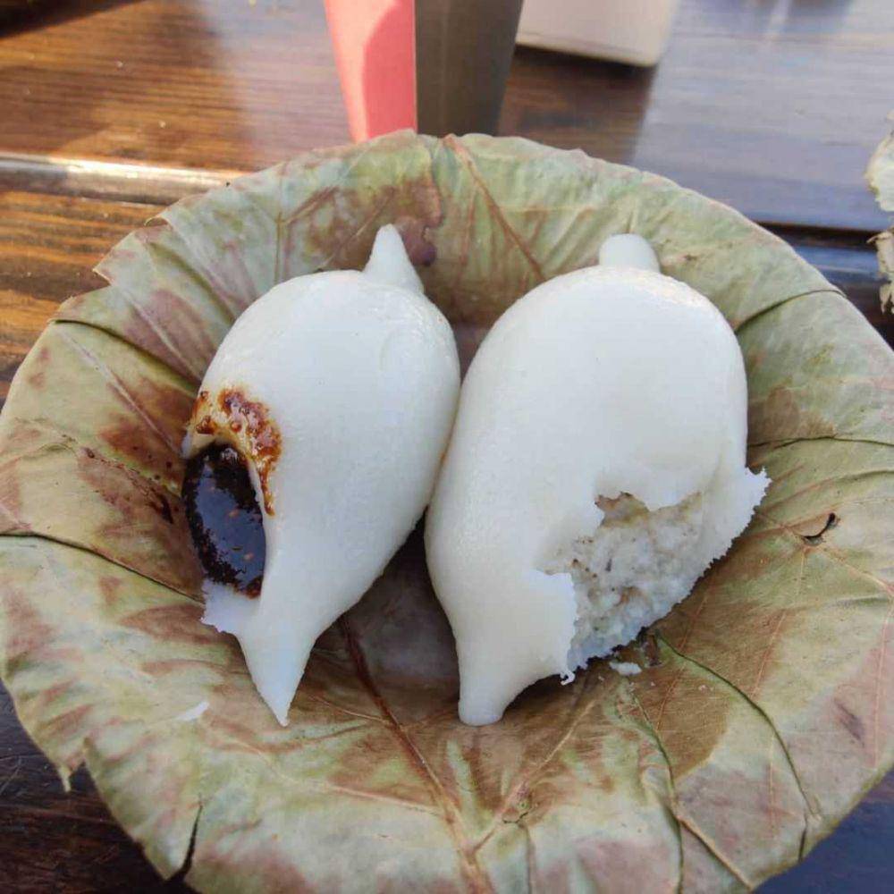Yomari (instagram.com/pic_diaries)
