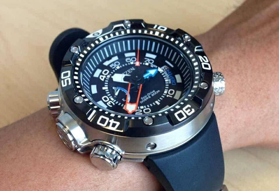 Ilustrasi diving watch (thedivewatchconnection.com)