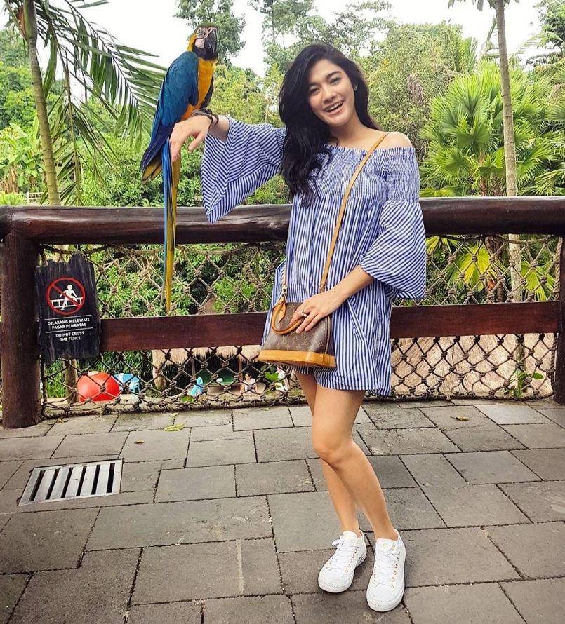 Naysila Mirdad (instagram.com/naymirdad)