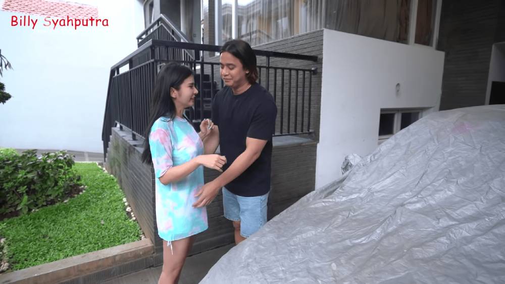 potret Maria Vania dan Billy Syahputra (dok.YouTube/Billy Syahputra)