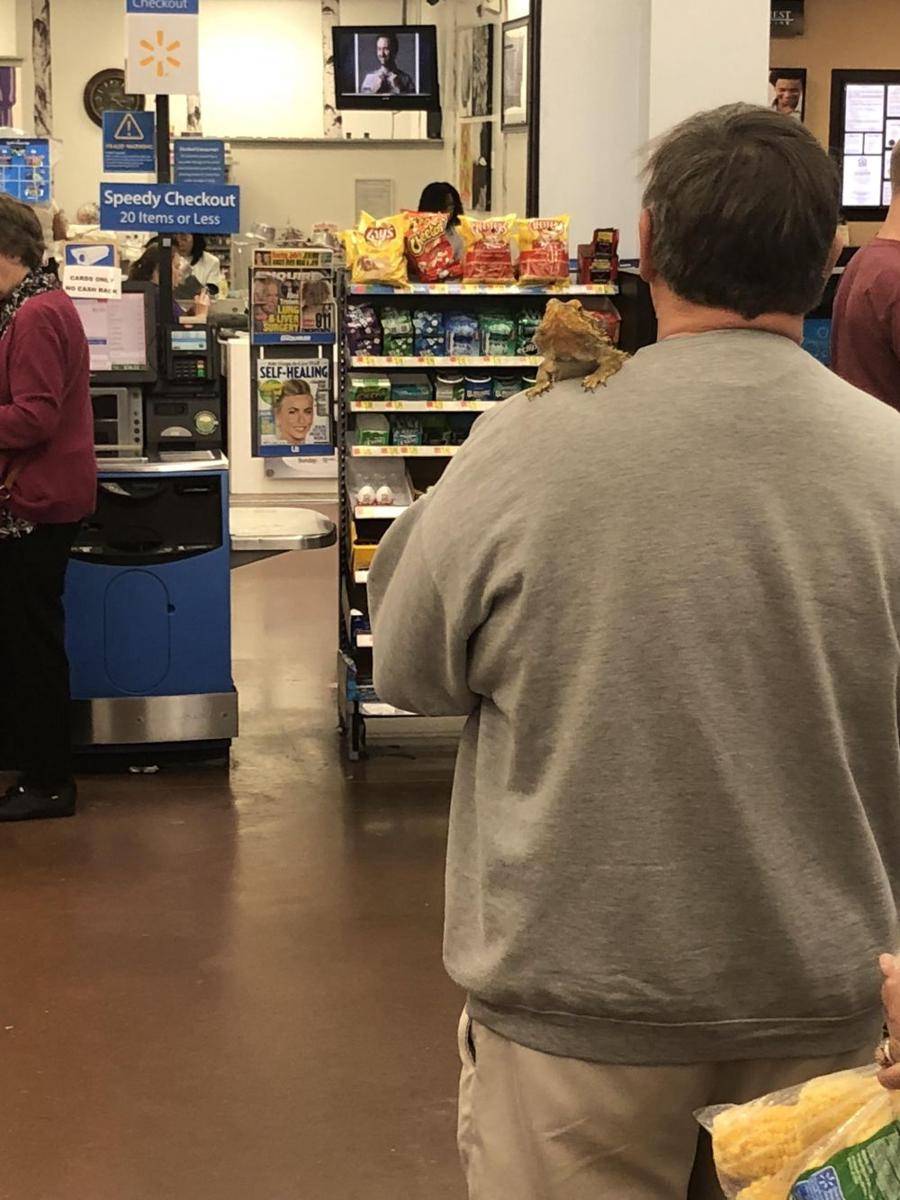 kelakuan kocak di supermarket (reddit.com/user/bigjustin223)
