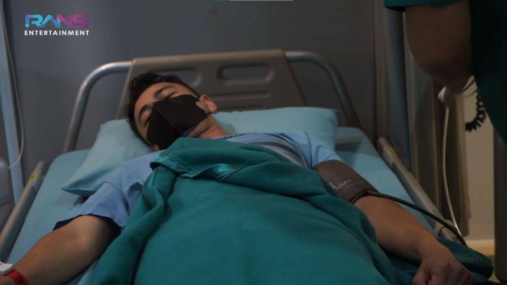 Raffi Ahmad kena saraf kejepit (YouTube.com/Rans Entertainment/)