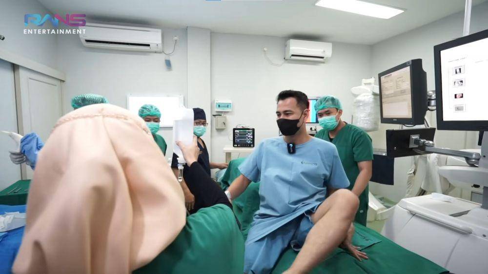 Raffi Ahmad kena saraf kejepit (YouTube.com/Rans Entertainment/)