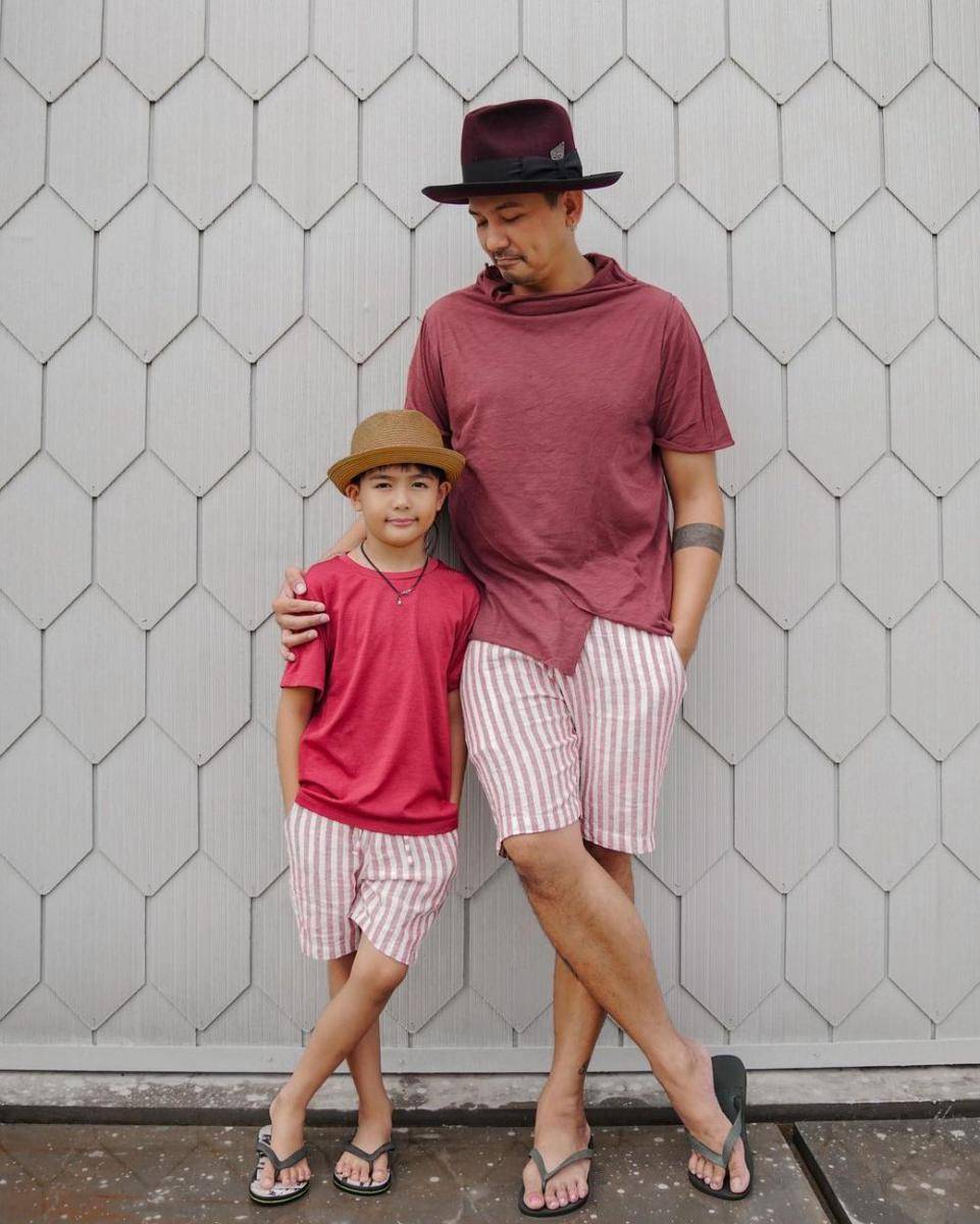 Ryan Delon dan buah hati (instagram.com/tail_wagging)