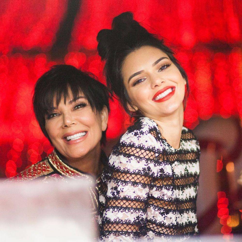 Kendall Jenner dan Kris Jenner (instagram.com/krisjenner)