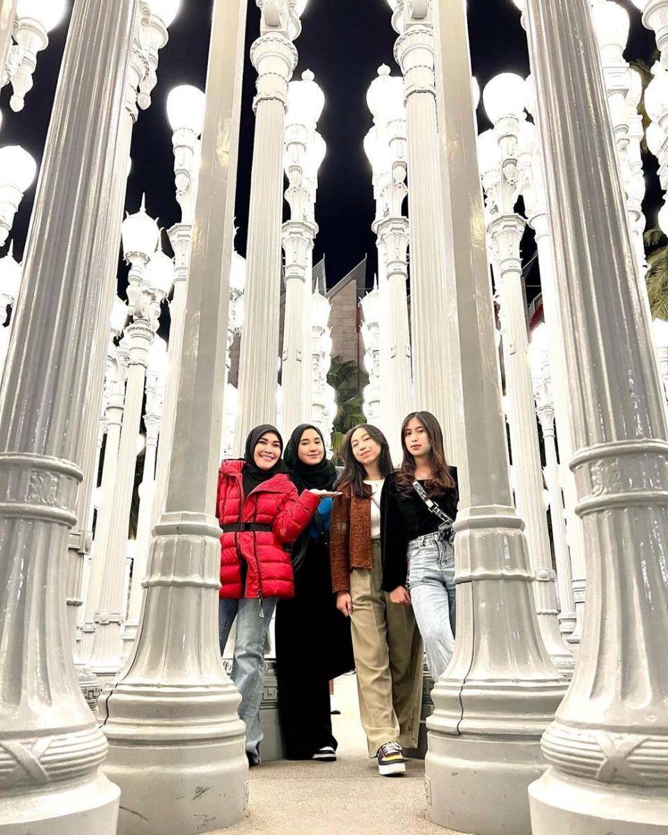 potret liburan Umi Kalsum (instagram.com/mom_ayting92_)