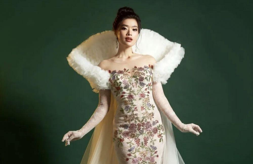 9 Potret Carla Yules di Grand Final Miss World 2021, Spektakuler!