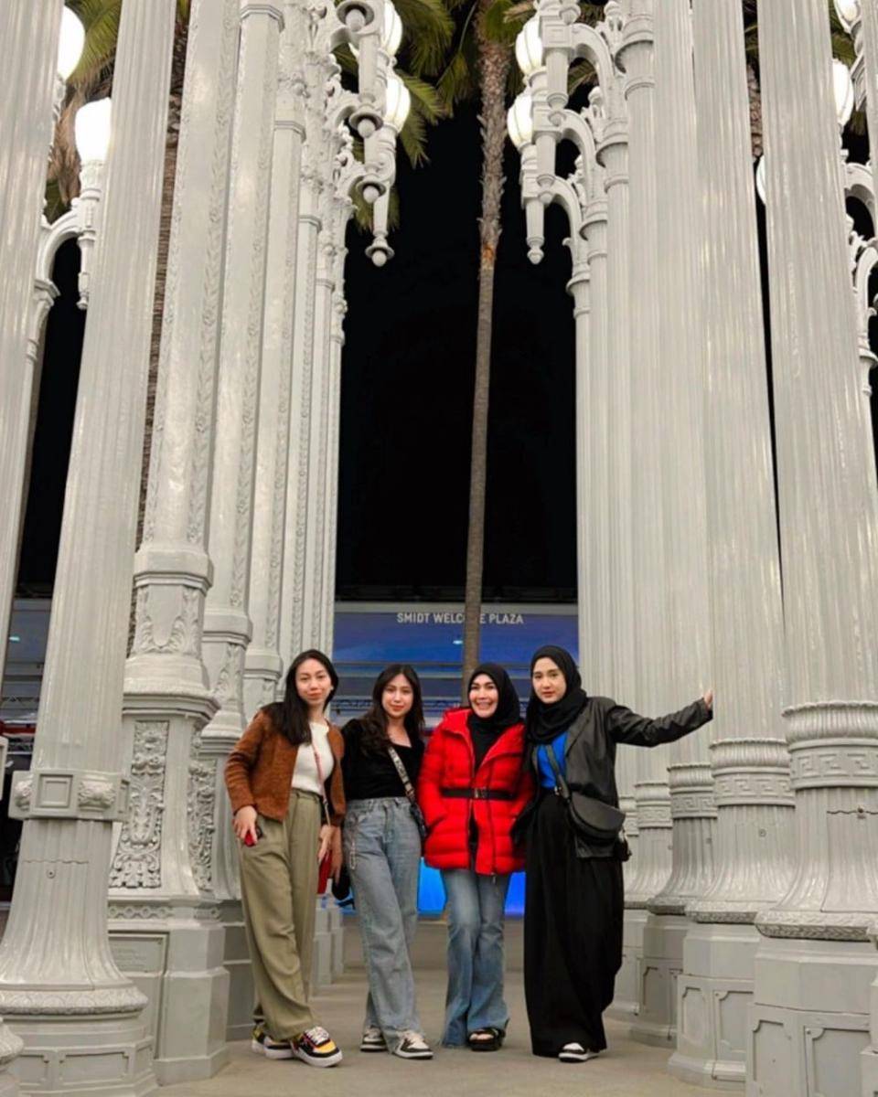 potret liburan Umi Kalsum (instagram.com/mom_ayting92_)