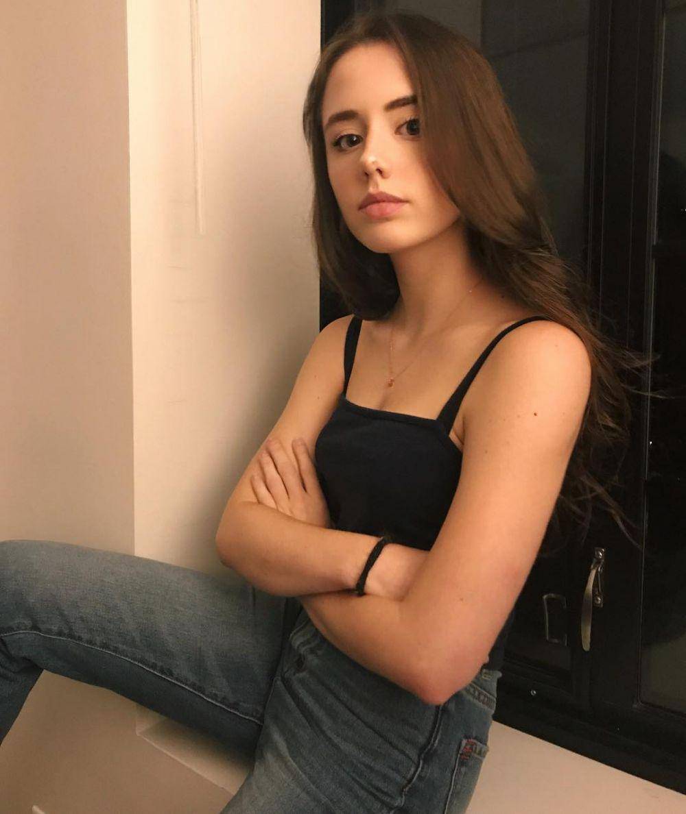 Lily Sheen (instagram.com/lily_sheen)