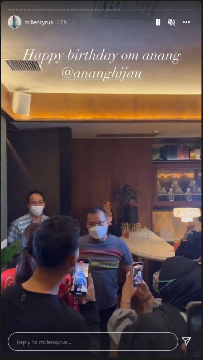 Ulang tahun Anang Hermansyah (Instagram.com/millencyrus/)