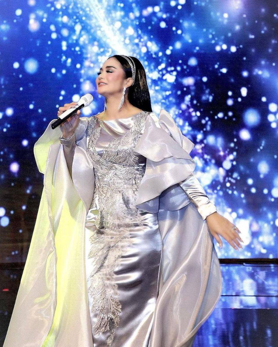 potret Krisdayanti (instagram.com/krisdayantilemos)