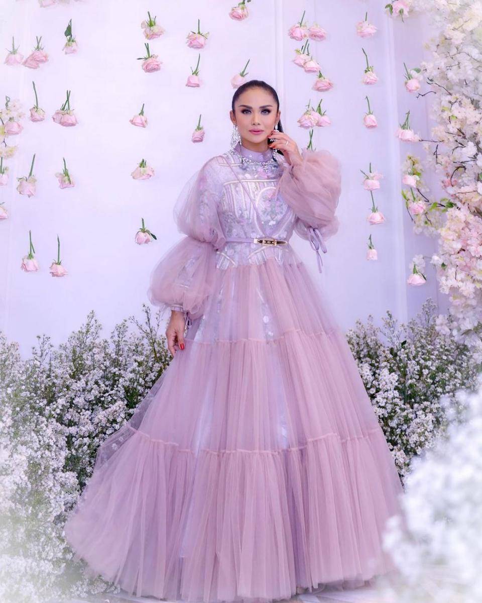 potret Krisdayanti (instagram.com/krisdayantilemos)
