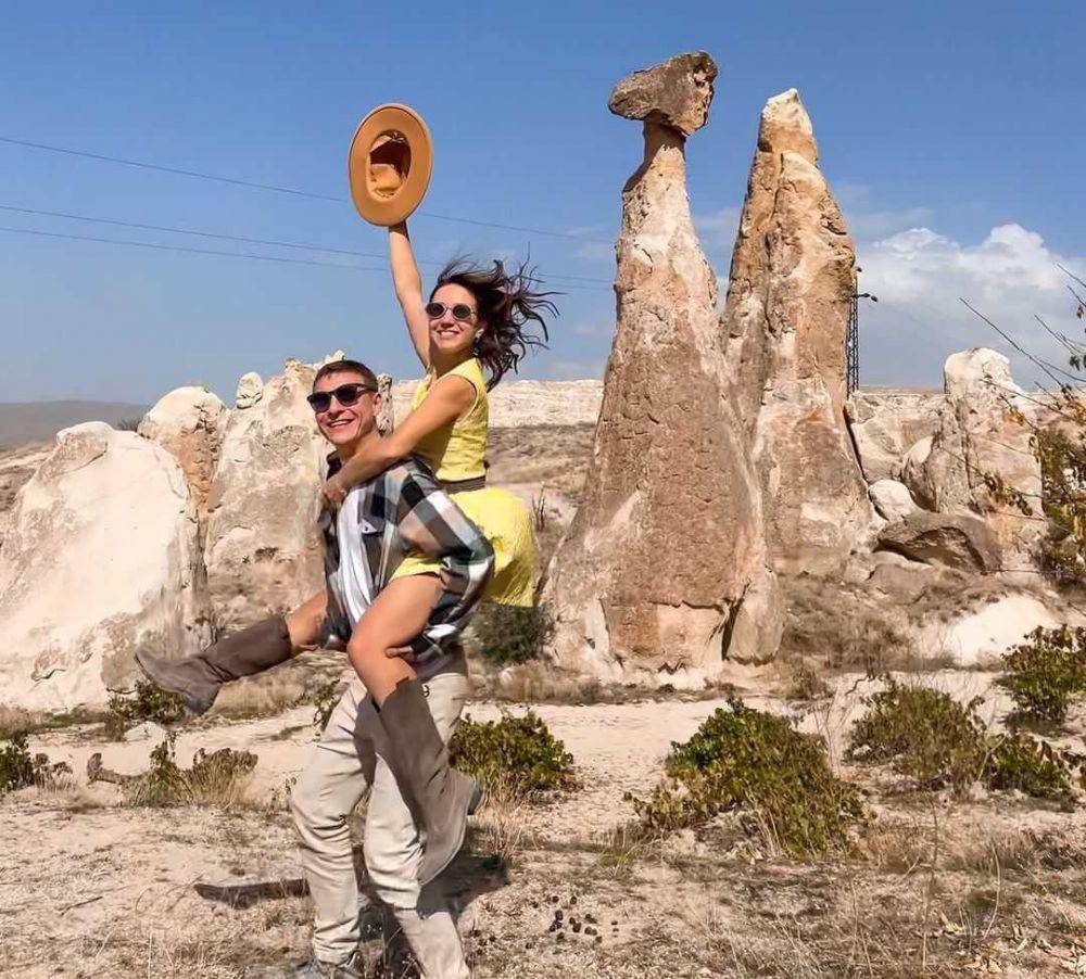 travel couple (instagram.com/anna_skif)