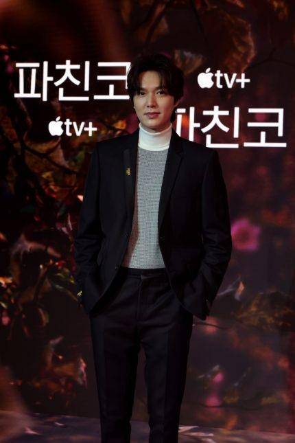 Lee Min Ho di premier Pachinko (news.naver.com)