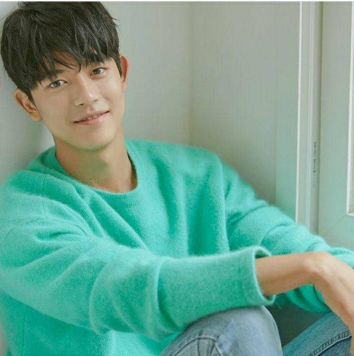 potret ootd Park Solomon (instagram.com/lomon991111)