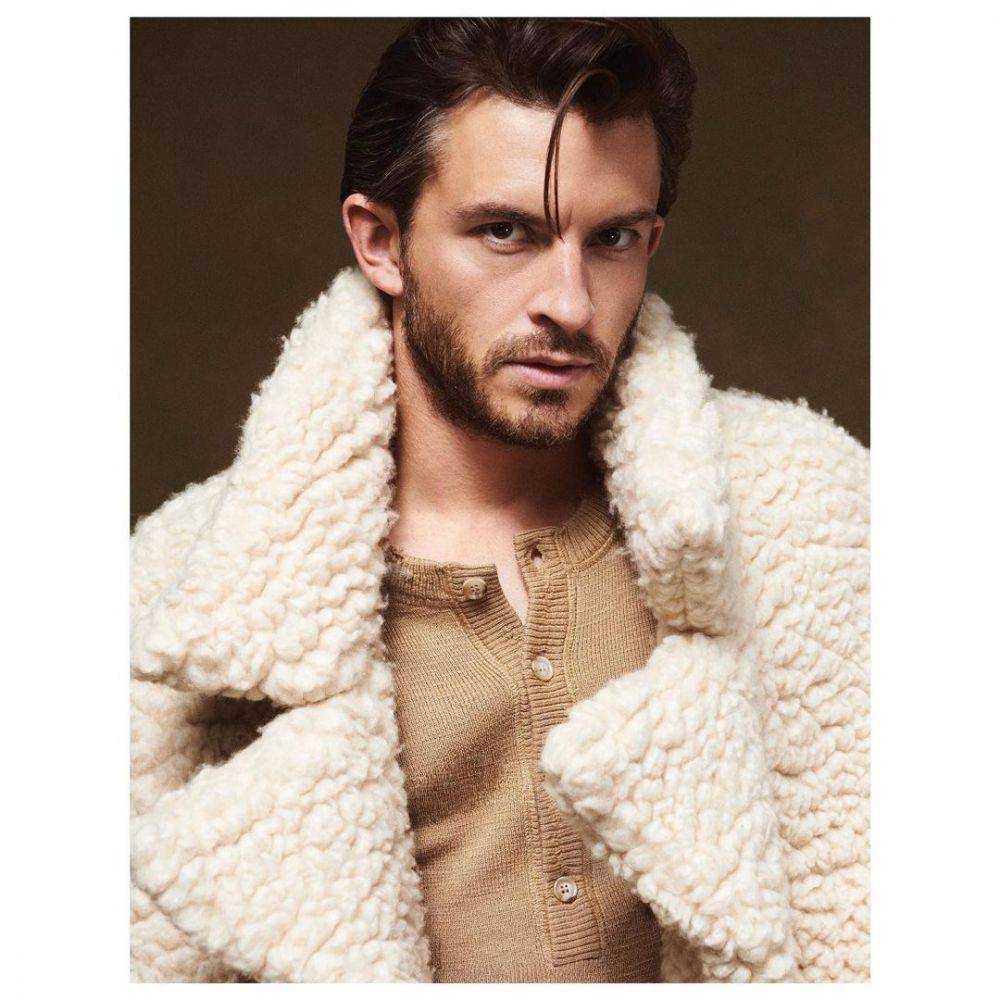 potret Jonathan Bailey (instagram.com/jbayleaf)