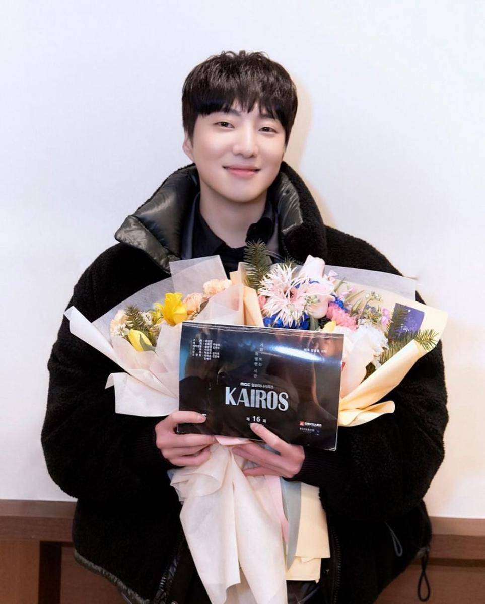 Kang Seungyoon (instagram.com/yg_stage)